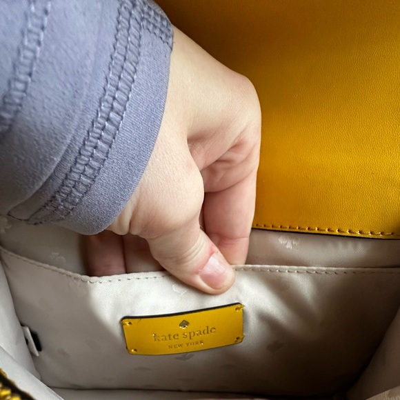 Kate Spade Remi Flap Sunflower Yellow Leather Crossbody Gold Chain Strap - Picture 8 of 13